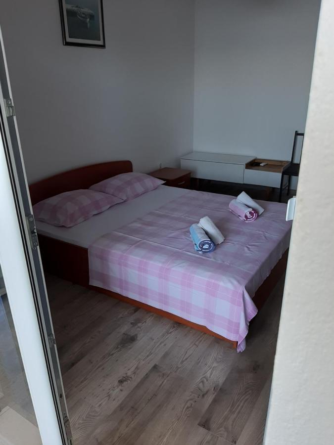 Apartments Davor Ceko Jesenice  Eksteriør bilde